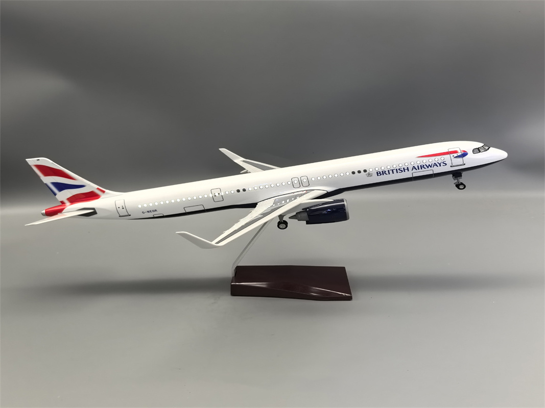 Avião de resina escala 1/100 3 - Model Kit Aircraft avaliação e preço