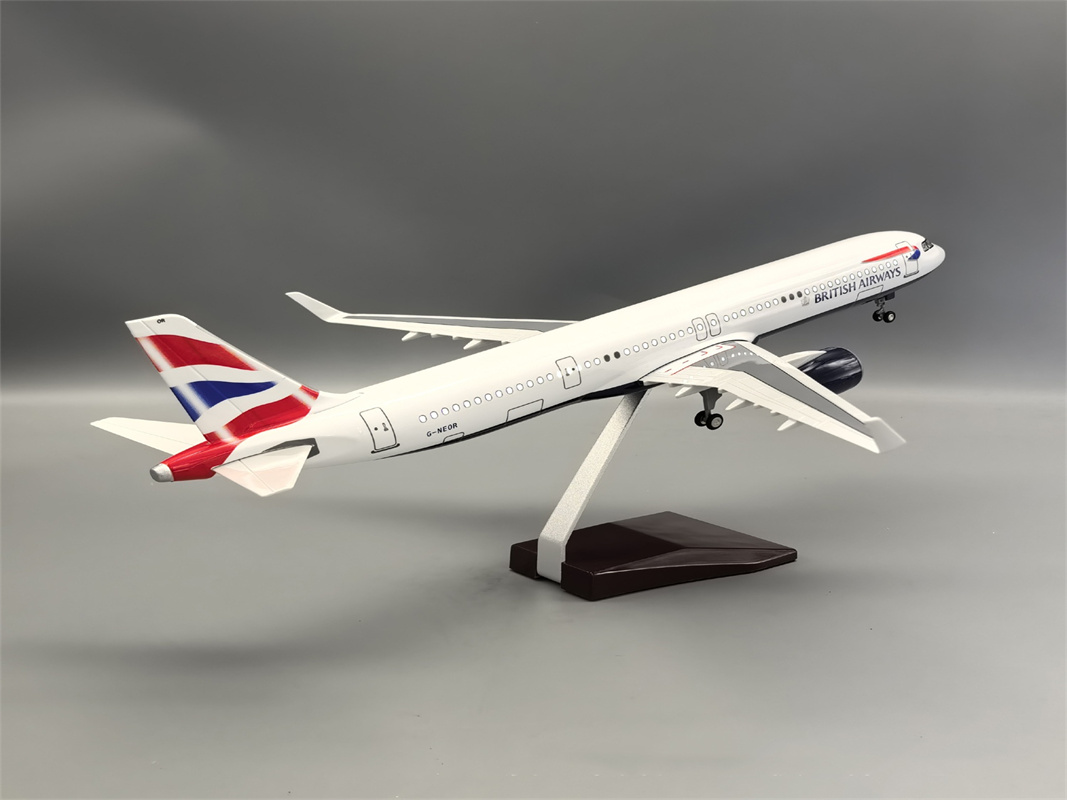 Avião de resina escala 1/100 3 - Model Kit Aircraft avaliação e preço